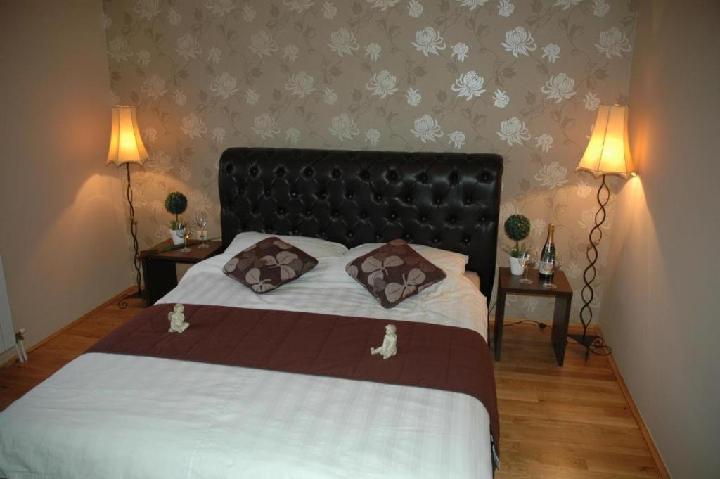 Guest House Maja Novi Sad Exterior photo