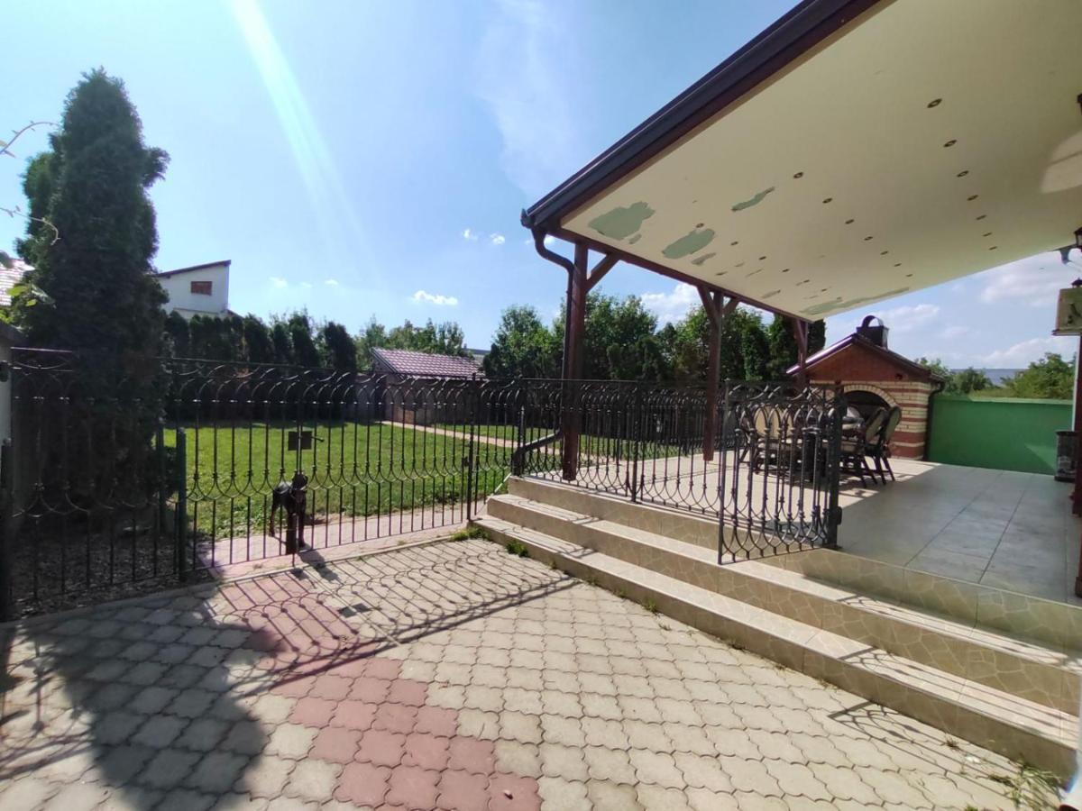 Guest House Maja Novi Sad Exterior photo