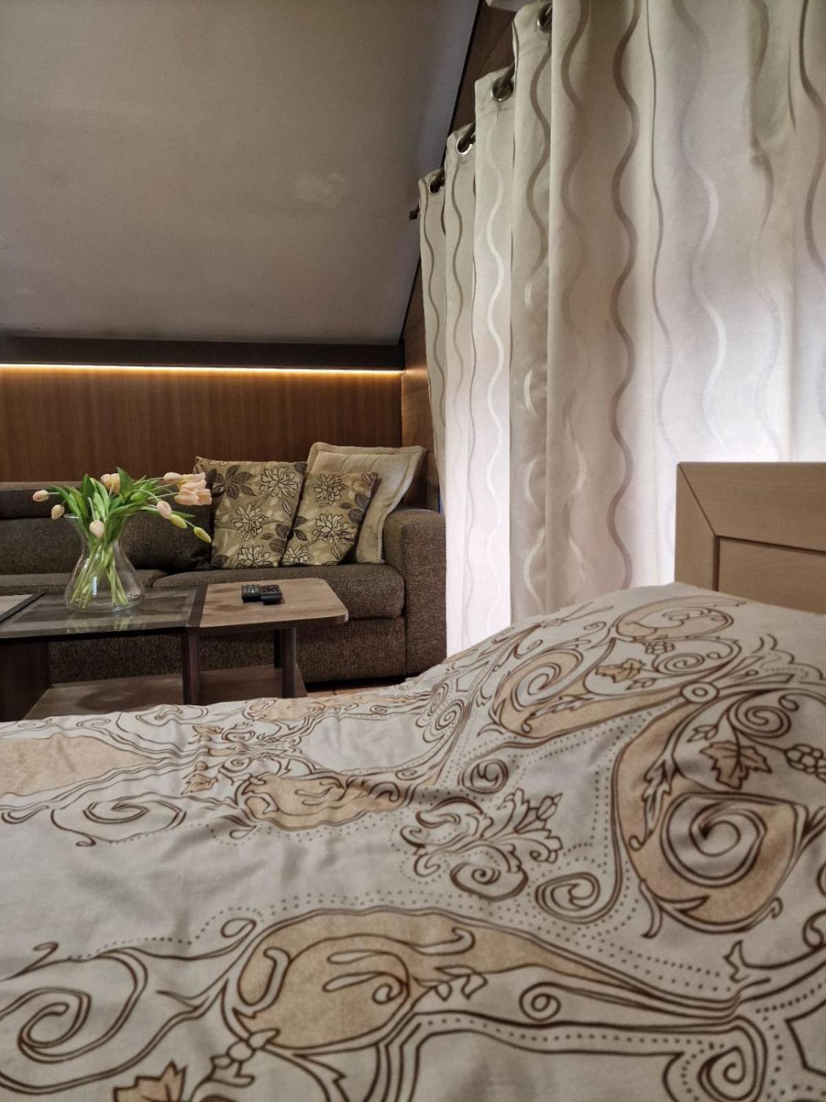 Guest House Maja Novi Sad Exterior photo