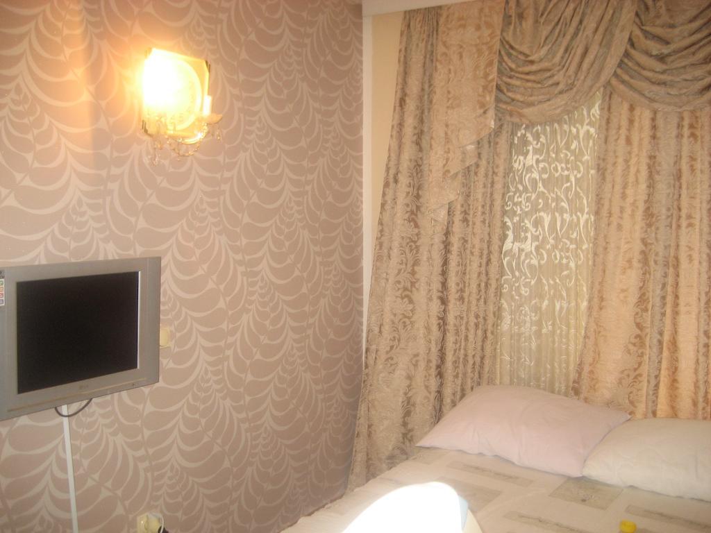 Guest House Maja Novi Sad Exterior photo