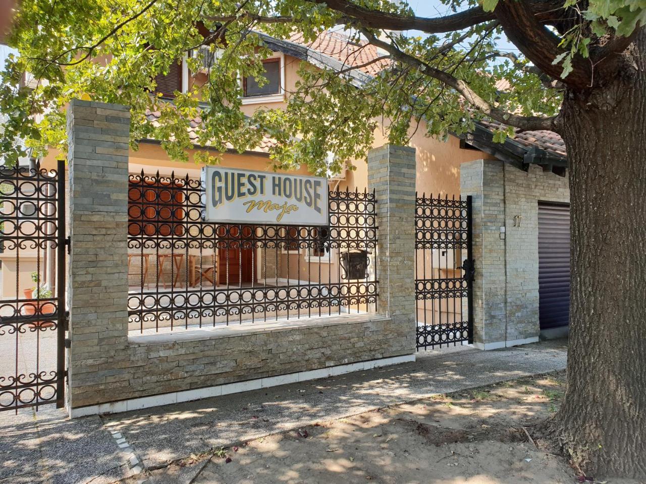 Guest House Maja Novi Sad Exterior photo